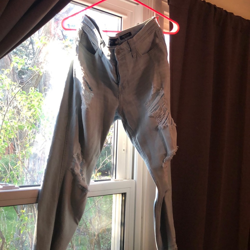 Hollister low rise boyfriend jeans